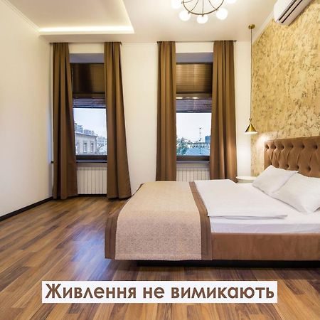 Apartments On Ploshcha Ukrainskykh Heroiv เคียฟ ภายนอก รูปภาพ
